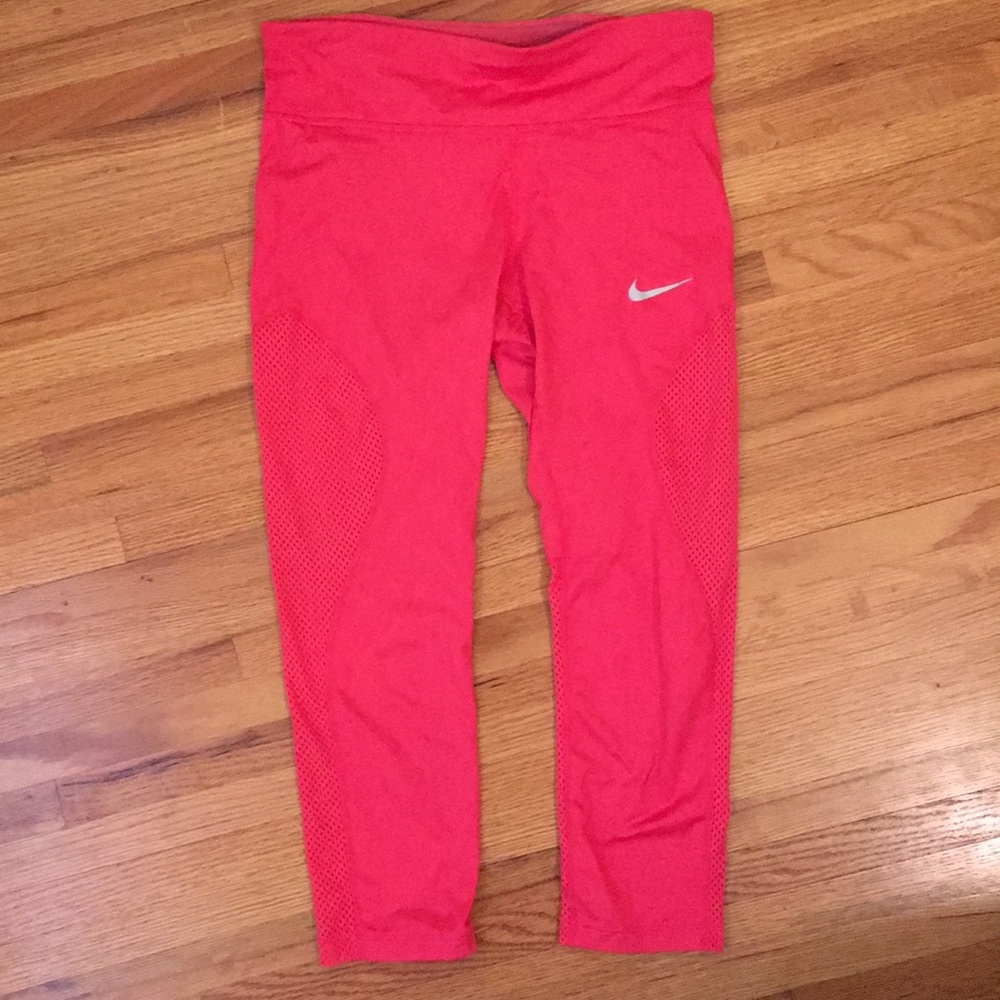 Nike pink workout leggings